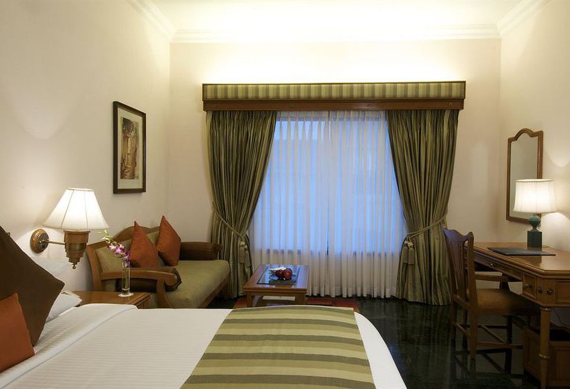 Hotel The Ummed Ahmedabad 8