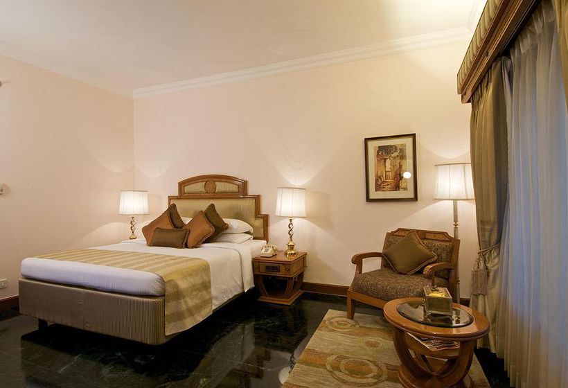 Hotel The Ummed Ahmedabad 9