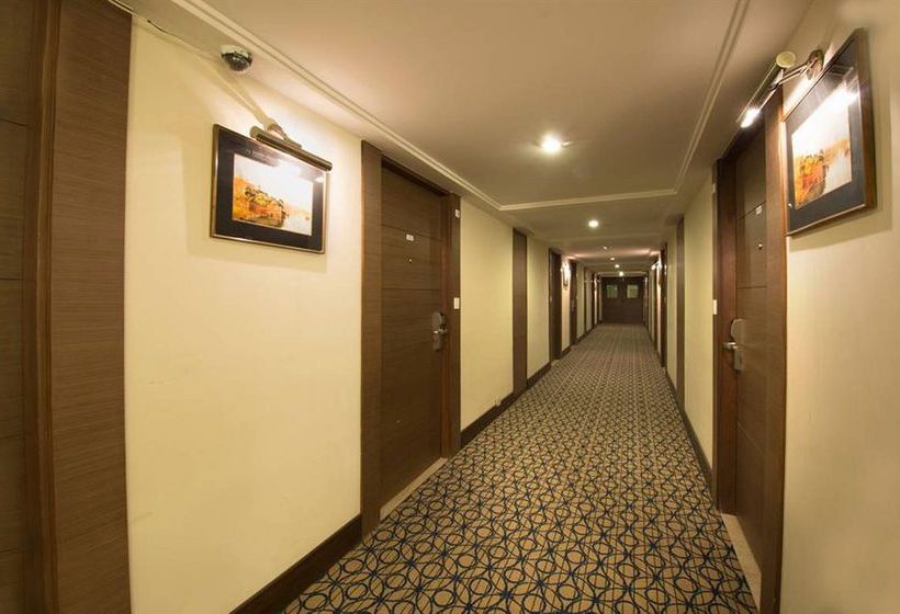 Hotel Howard Plaza 12