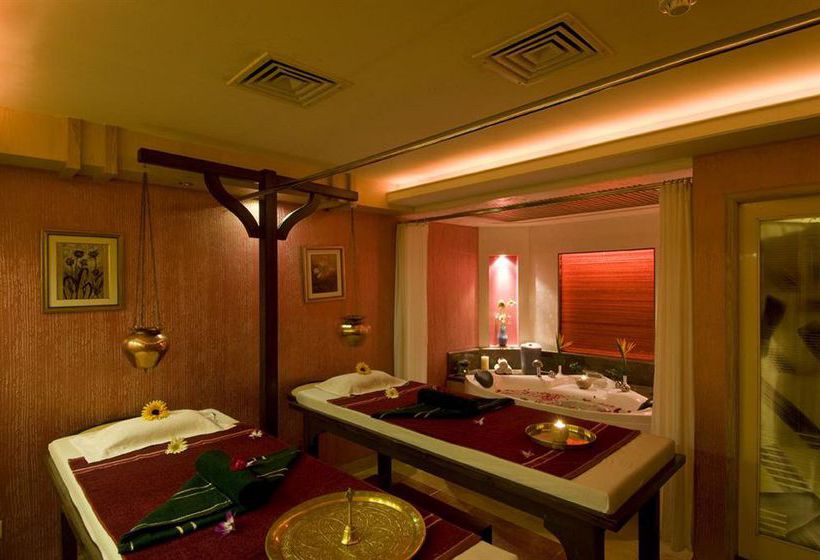 Hotel Howard Plaza 8