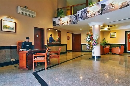 The Residence Hotel & Convention Centre 19