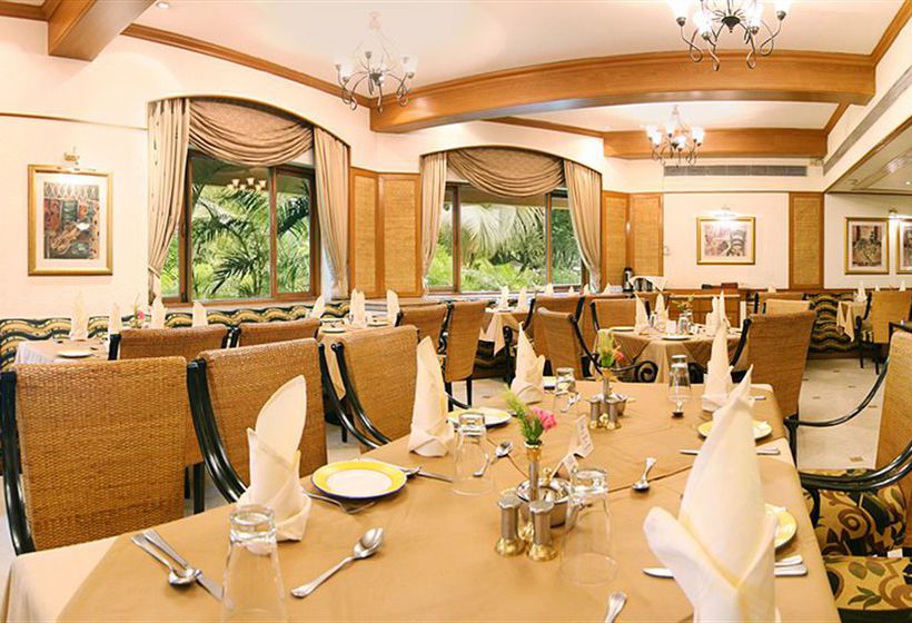 The Residence Hotel & Convention Centre 4