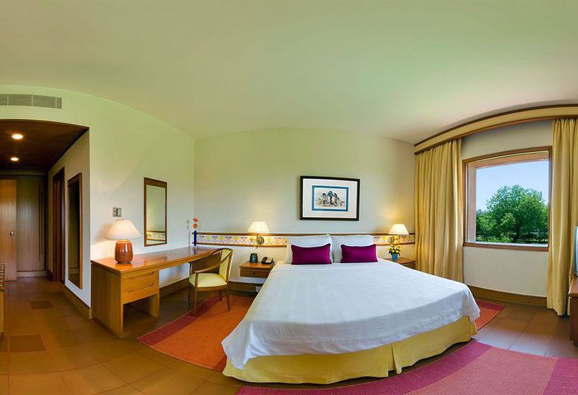 Hotel Trident Agra 12