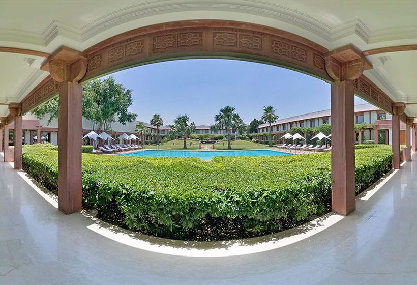 Hotel Trident Agra 17