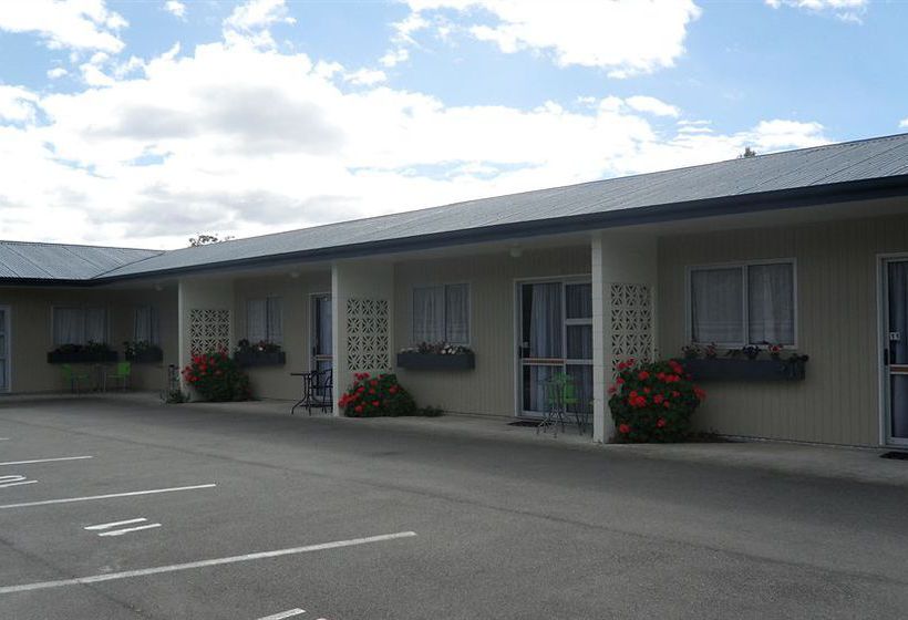 Aden Motel 11