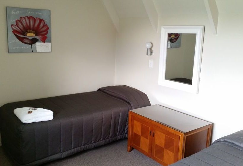 Hotel Admirals Motor Inn 3