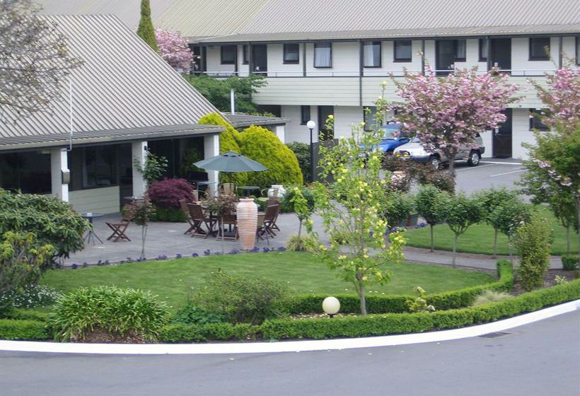 Hotel Airport Gateway Motor Lodge