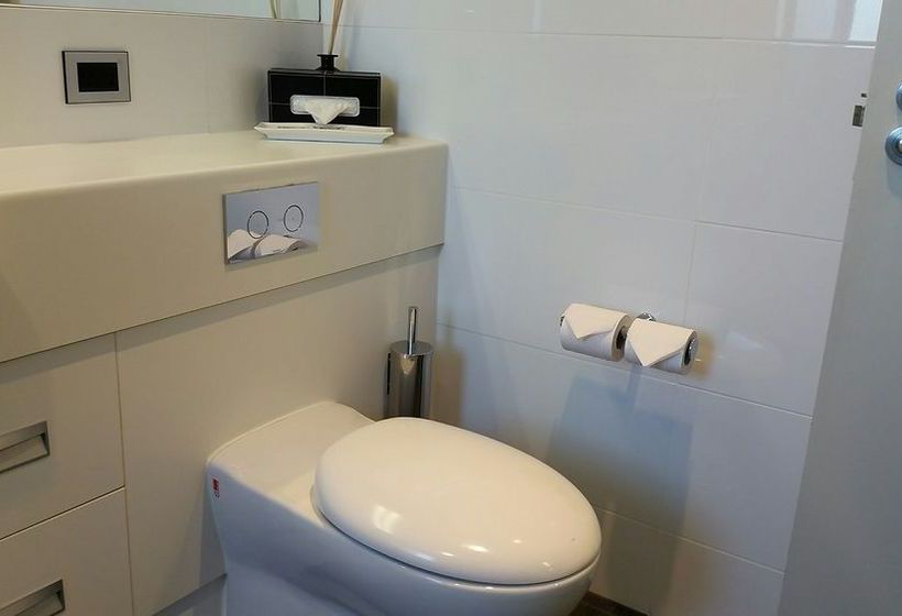 Hotel Airport Gateway Motor Lodge 2