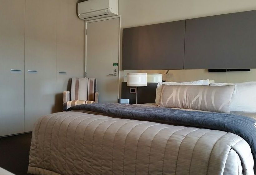 Hotel Airport Gateway Motor Lodge 3