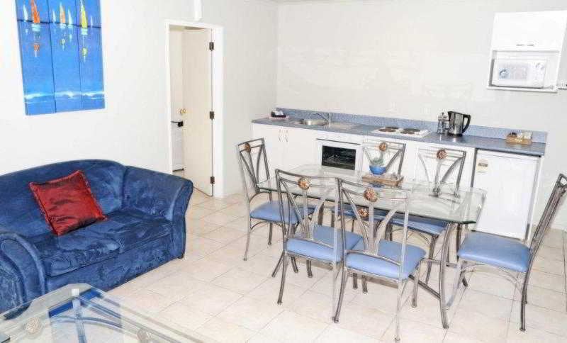 Aldan Lodge Motel 16