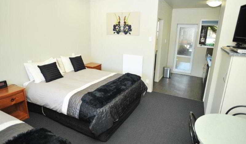 Aldan Lodge Motel 19