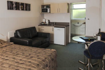 Ashleigh Court Motel 11