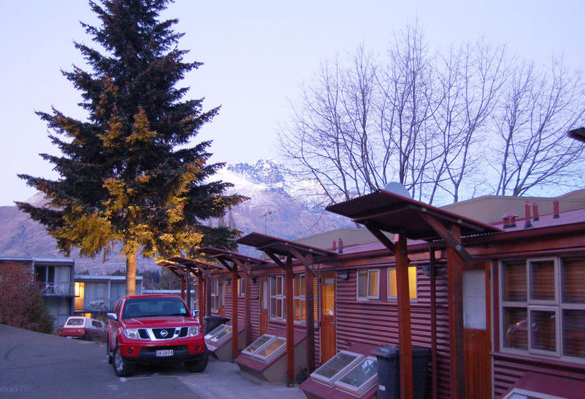 Best Western Cranbury Court Apartments 2