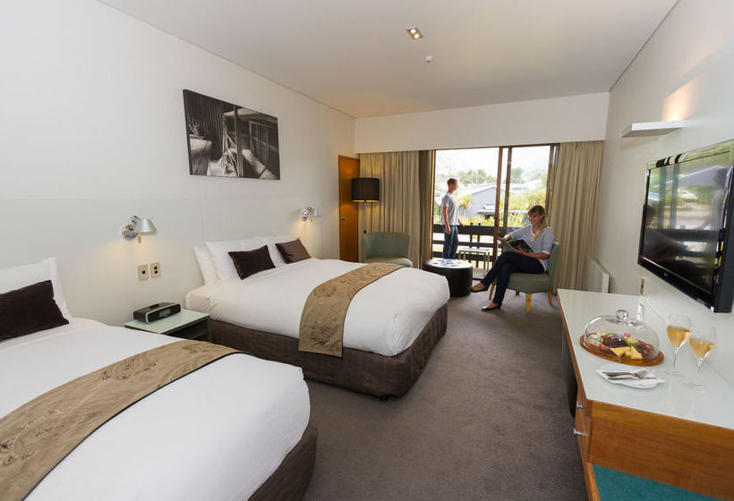 Scenic Hotel Franz Josef Glacier 14