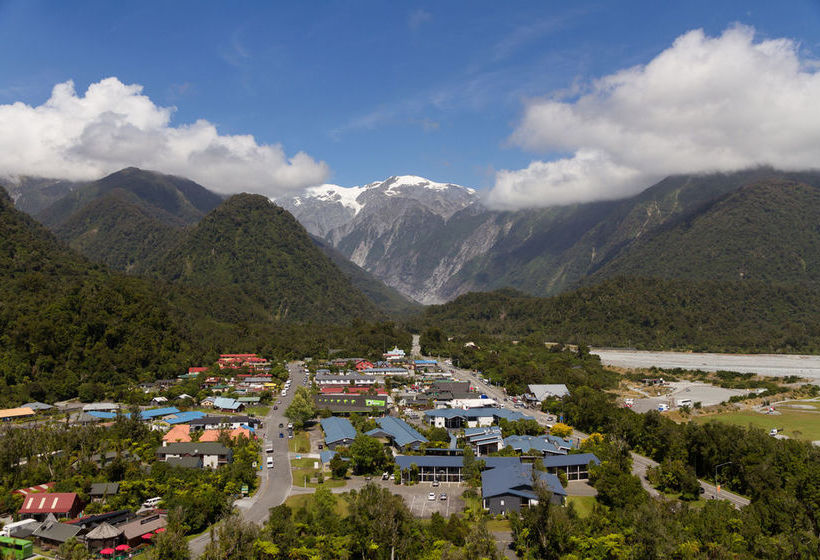 Scenic Hotel Franz Josef Glacier 17