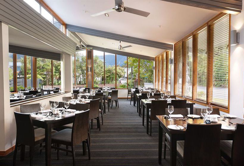 Scenic Hotel Franz Josef Glacier 5