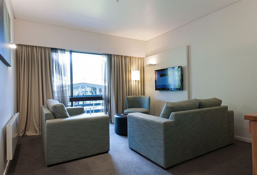 Scenic Hotel Franz Josef Glacier 9