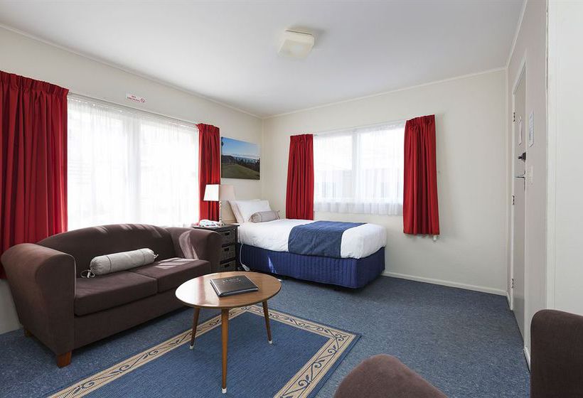 Harbour View Motel 16