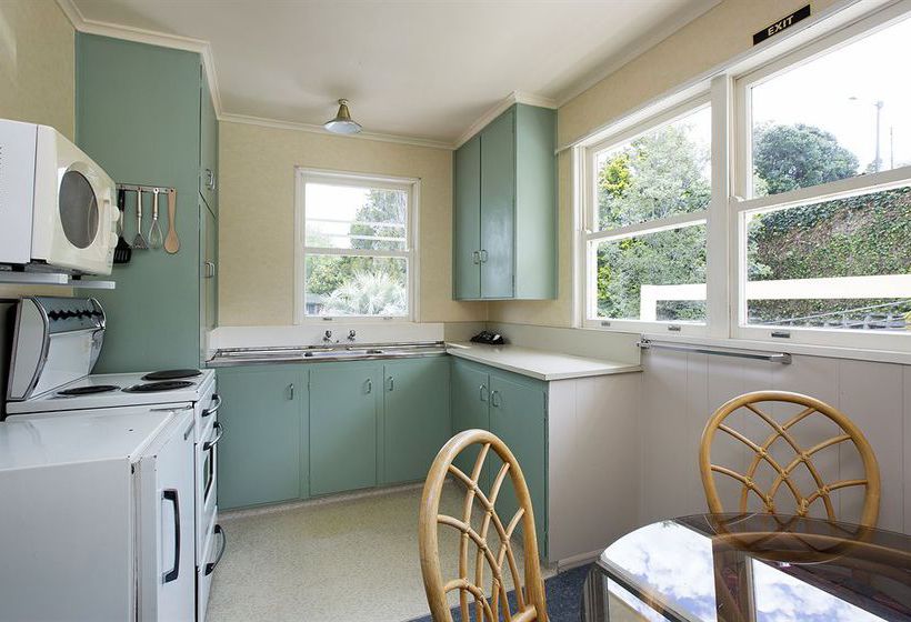 Harbour View Motel 6