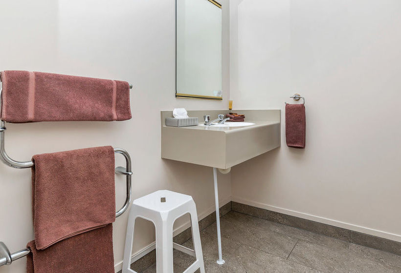 Hotel Kingwoods Manor 15