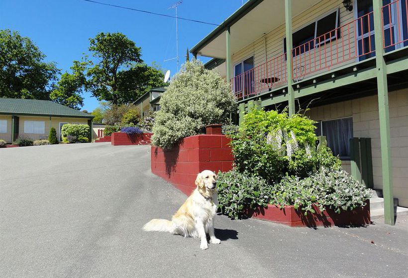 Hotel Parklands Motor Lodge