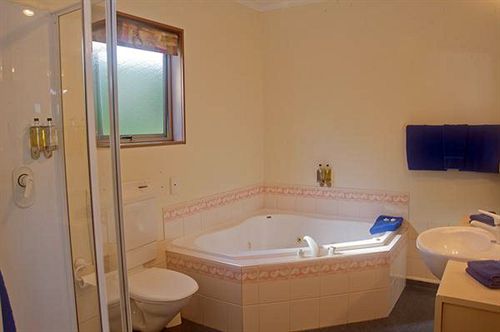 Hotel Parklands Motor Lodge 14