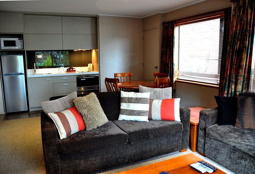 St James Apartments 2