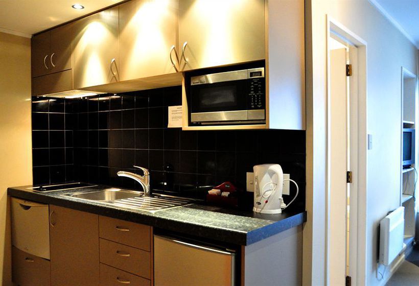 St James Apartments 6