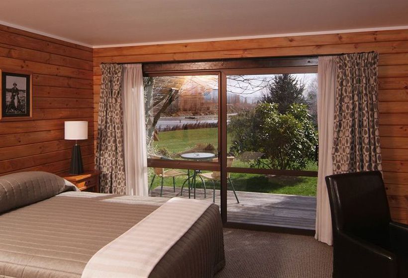 Hotel Tongariro Lodge 13