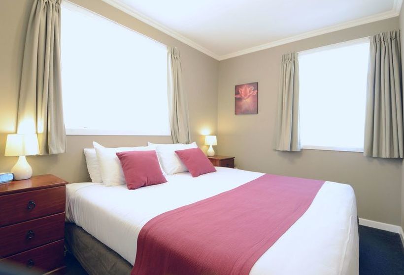 Tower Lodge Motel 15