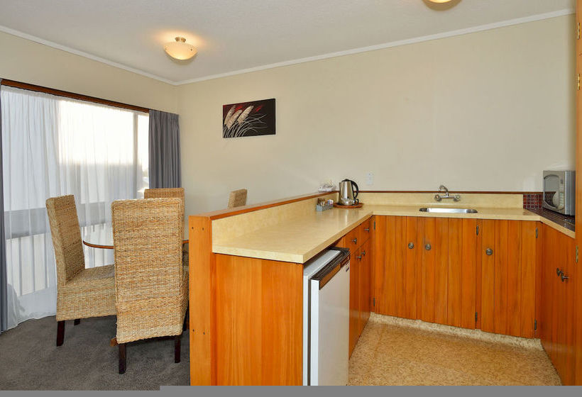 Waikanae Motel 6