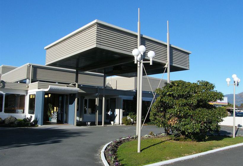 Hotel Westport Motor 1