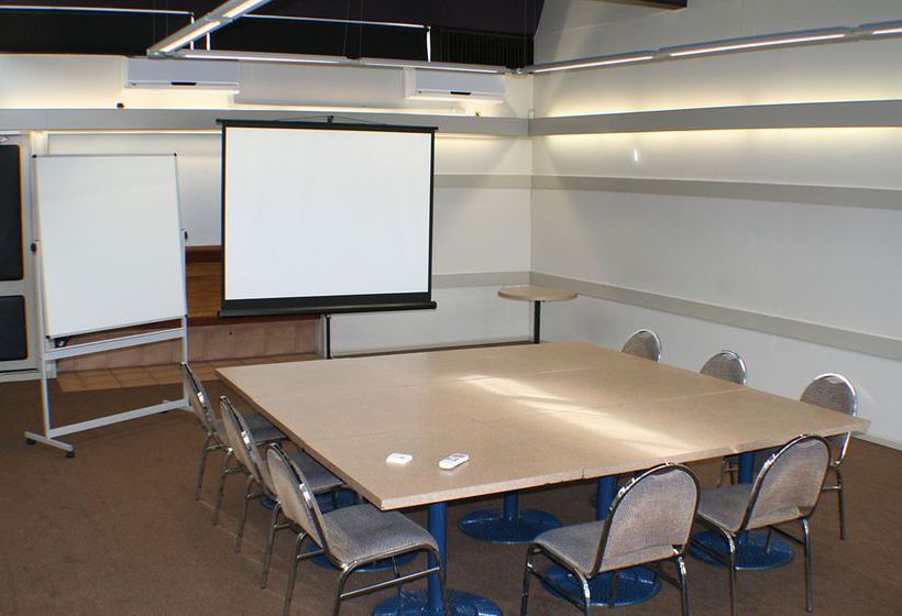 Hotel Westport Motor 7