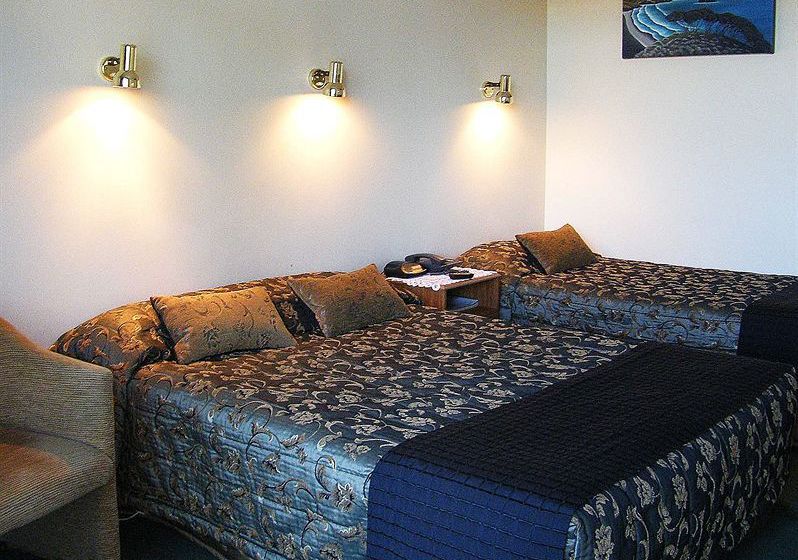 Hotel Westport Motor 8