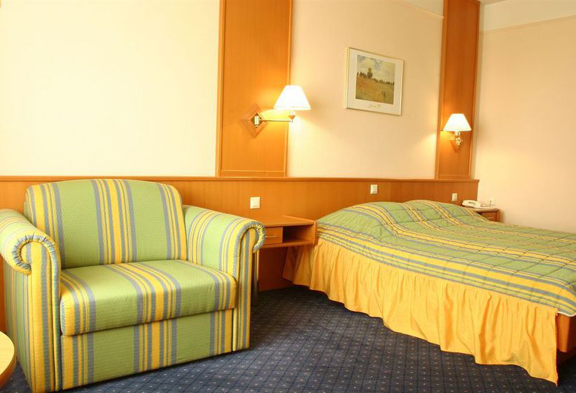 Hotel Atrium Palace 18