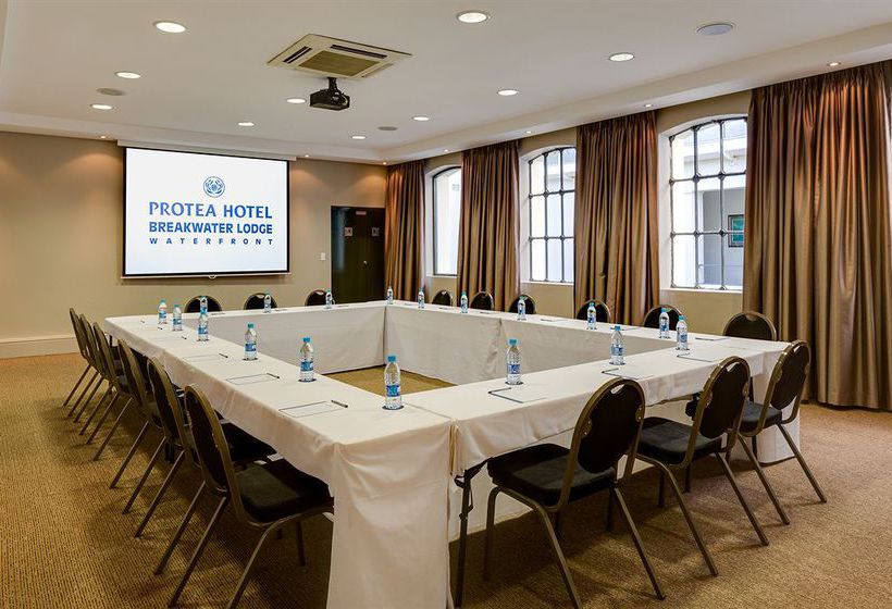 Protea Hotel Cape Town Waterfront Breakwater Lodge 3