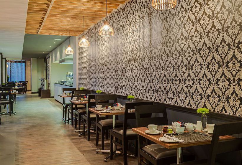 Protea Hotel Cape Town Waterfront Breakwater Lodge 4