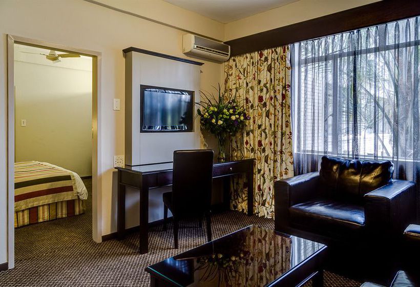 Hotel Capital Protea 15