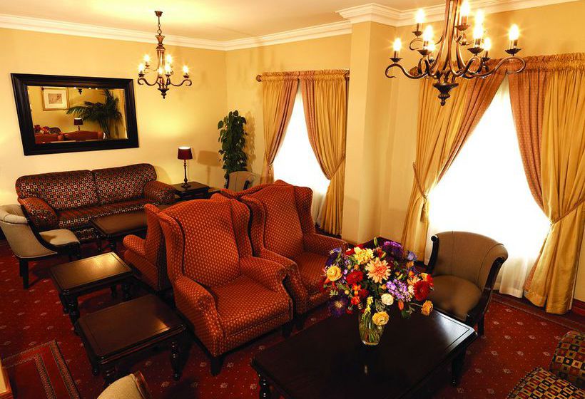 Airport Grand Hotel & Conference Centre 1