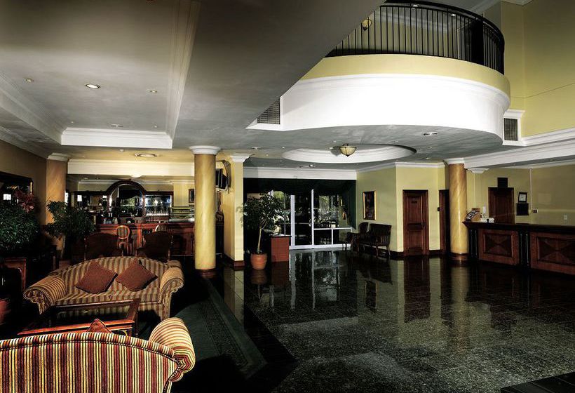 Airport Grand Hotel & Conference Centre 2