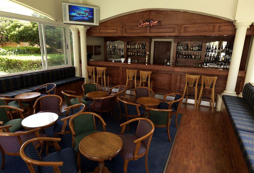 Airport Grand Hotel & Conference Centre 6