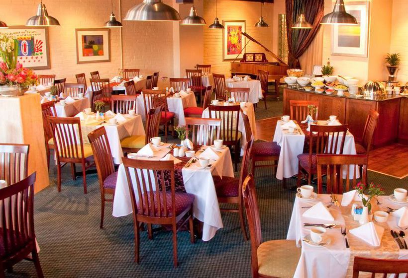Cape Town Lodge Hotel & Conference Center 10