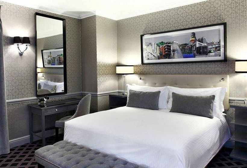 Hôtel 54 on Bath 20