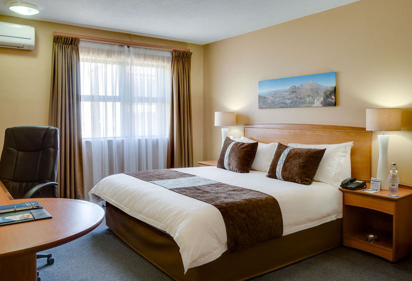 Protea Hotel Landmark Lodge -Tygervalley 12