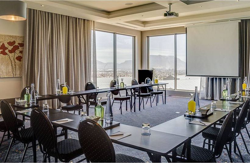 Protea Hotel Landmark Lodge -Tygervalley 7
