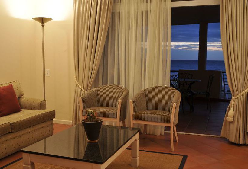 Hotel Leisure Bay Luxury Suites 18