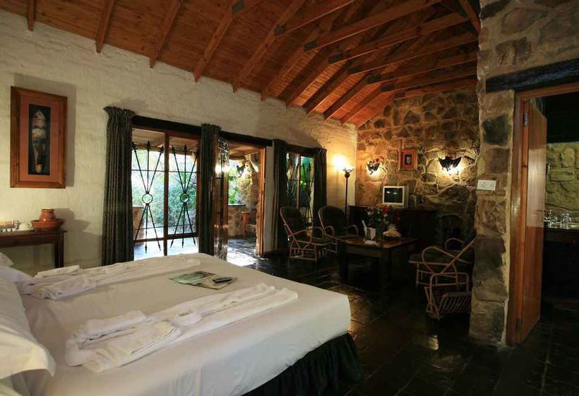 Misty Hills Country Hotel Conference Centre & Spa 11