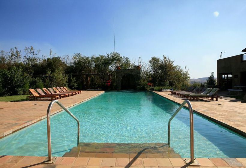 Misty Hills Country Hotel Conference Centre & Spa 18