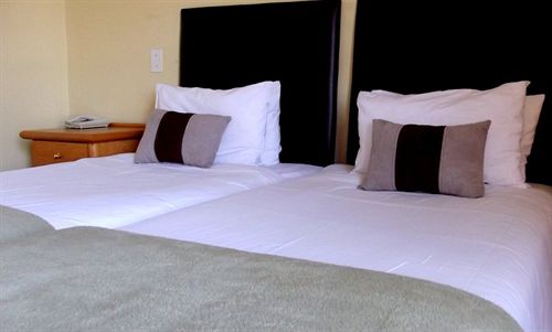 The Westford Hotel 18