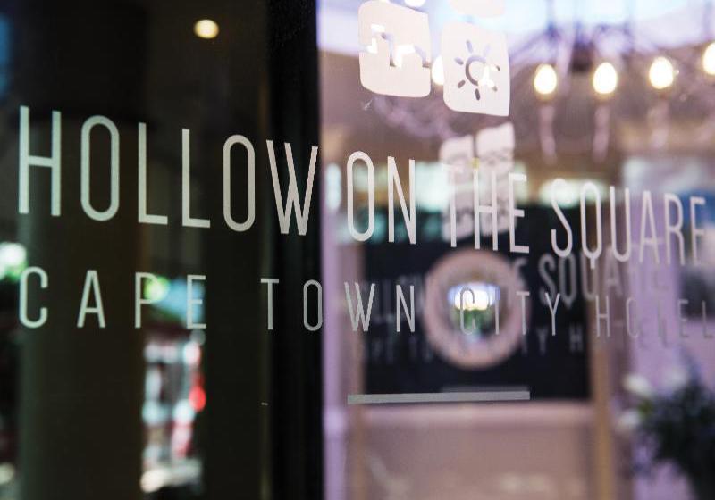 Hollow on the Square Hotel & Suites 11